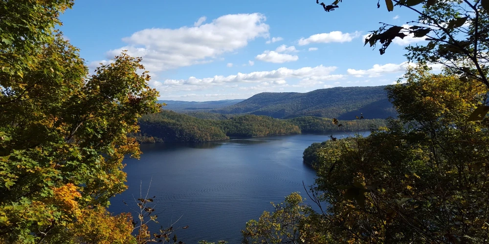 Mountaintop view of Lake Raystown in autumn