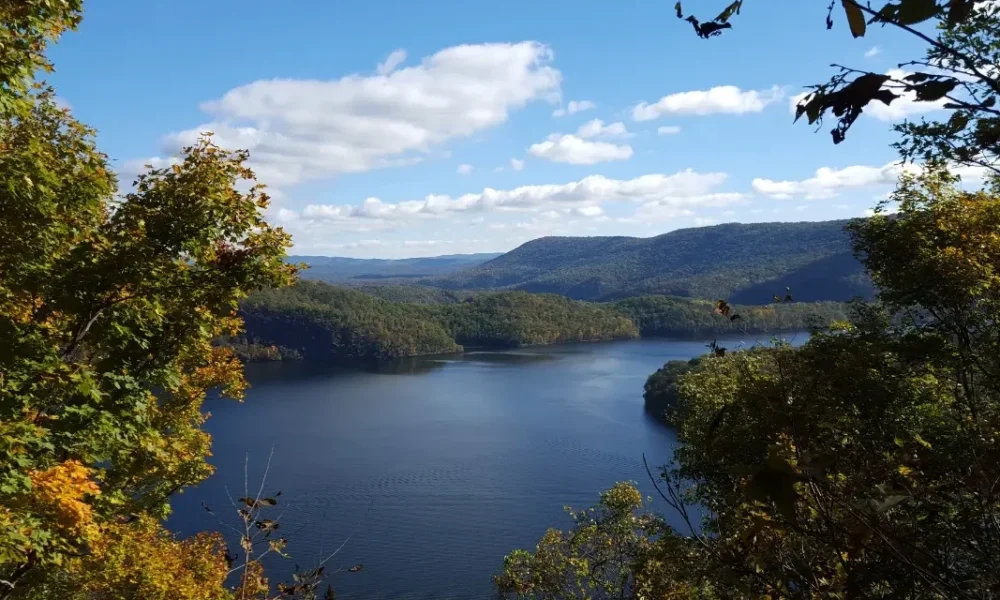 A picturesque image of Raystown Lake.