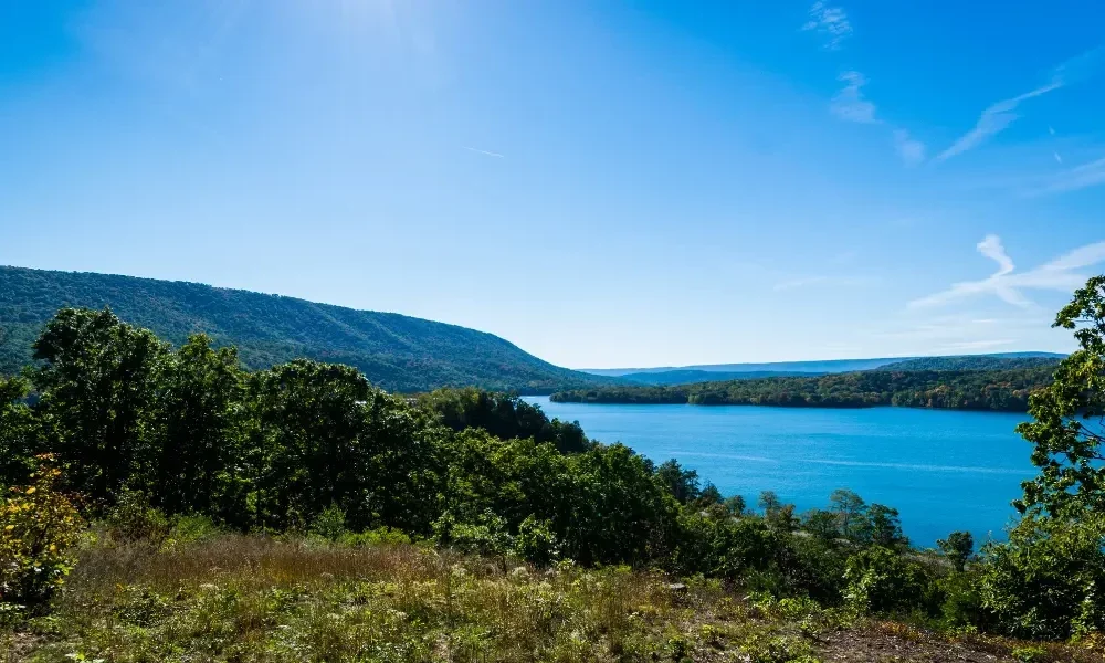 Raystown Lake, Huntingdon, PA in full summer